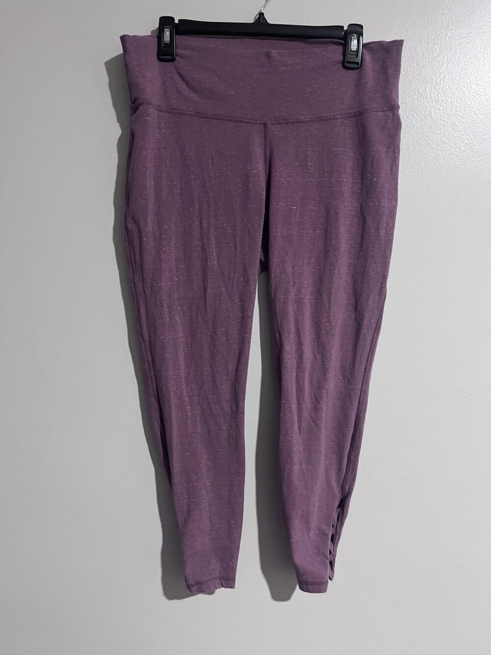 Old Navy Active Go-Dry Heathered Plum Lattice Hem Cropped Leggings XL